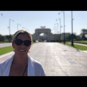 Meet your Posher, Sheila